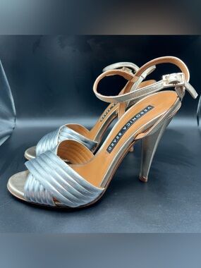 Veronica Beard Metallic Leather Ankle Strap Heeled Sandals Sz 38 Made Italy